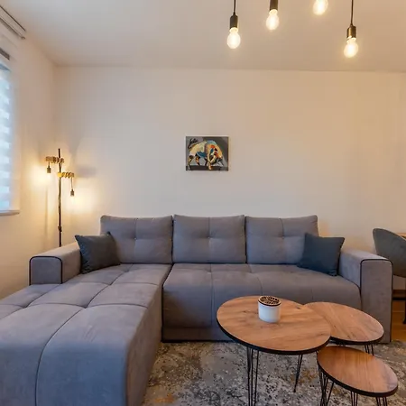 Fantasy شقة زلاتيبور